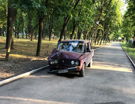 В Краматорске ДТП произошло в... парке им. Пушкина