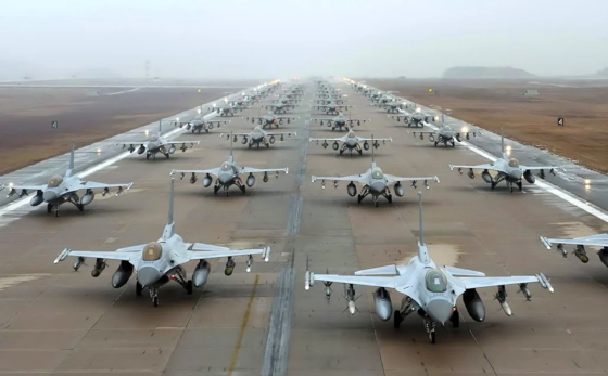 Обіцяних Україні бортів F-16 вже вдвічі більше, ніж кількість навчених пілотів та інженерів, - &quot;слуга народу&quot; Арахамія