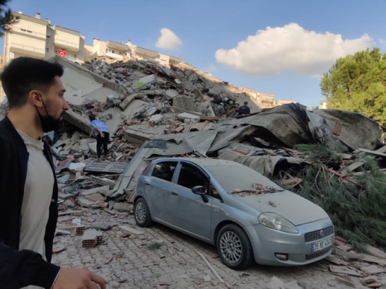В Турции произошло землетрясение. Есть разрушения и жертвы