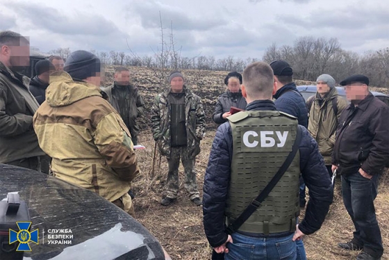 СБУ подозревает сотрудников Славянского лесхоза в незаконной вырубке деревьев
