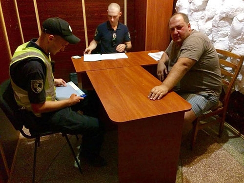  В Краматорске пьяный водитель оказал сопротивление патрульной полиции (дополнено)