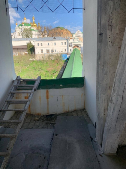 Комісія Мінкульту виявила чергові пошкодження об’єктів культурної спадщини у Лаврі