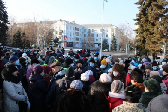 Возле исполкома краматорчане протестовали против тарифов 