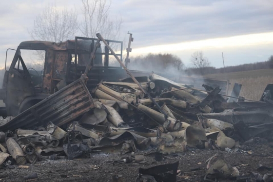 Генштаб ЗСУ про втрати військ РФ від початку вторгнення: понад 12 тис. осіб, 335 танків, 1105 броньованих машин, 49 літаків, 81 гелікоптер