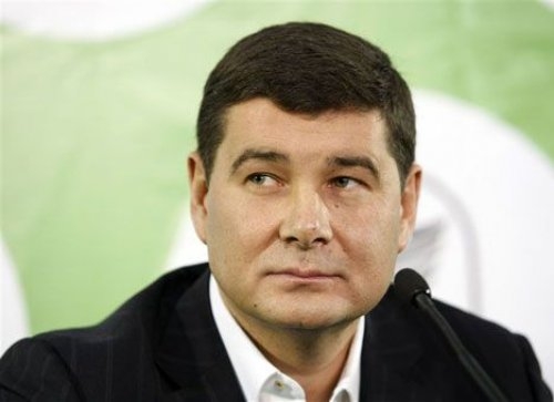 У Онищенко есть четыре кейса записей с компроматом на Порошенко