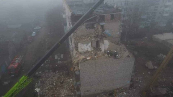 Взрыв в многоэтажке Новой Одессы. Аварийно-спасательные работы проводят непрерывно