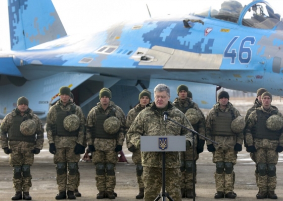 На сборы резервистов записались в 2-3 раза больше, чем необходимо, - Порошенко