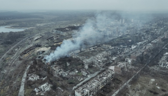 Бої за Часів Яр: росіяни штурмують під димовою завісою, прориваються до центру міста