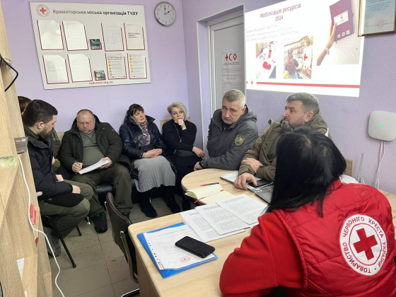 Червоний Хрест Краматорська провів круглий стіл з представниками громад