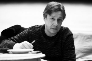 &quot;Ульти-шах и ульти-мат&quot;: Михаил Ефремов представил новое стихотворение о Путине (видео)