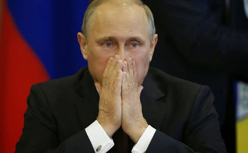 Более половины россиян винят в бедах России Путина