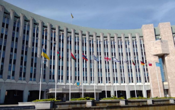 Правоохоронці проводять масові обшуки у міськраді Дніпра, - джерела