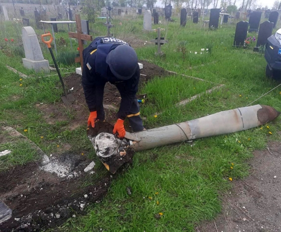 В регіоні ухвалено рішення про заборону відвідувань кладовищ у поминальні дні