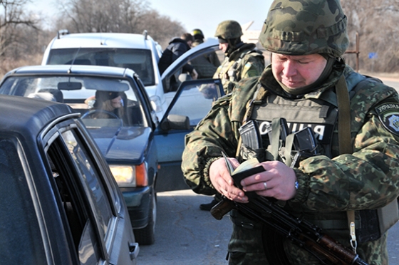 За неделю на блокпостах Донетчины правоохранители 13 раз изымали боеприпасы 