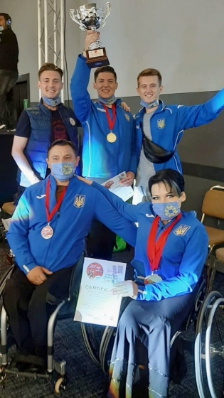 Танцоры на колясках из Донецкой области завоевали 8 медалей на Кубке мира в Италии 