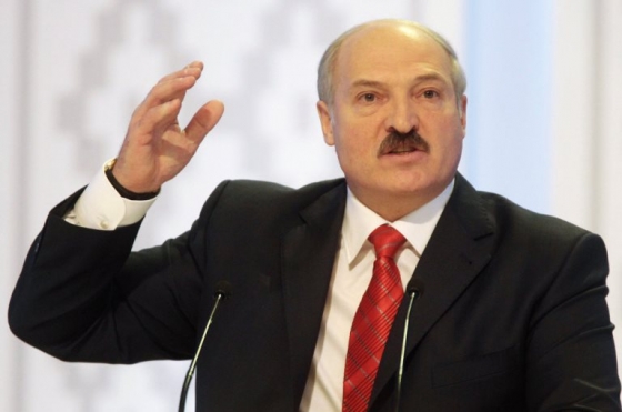 Если бы Россия отвалила нам $100 млрд, то белорусы подавились бы, - Лукашенко назвал &quot;чепухой&quot; заявления о том, что РФ кормит Беларусь