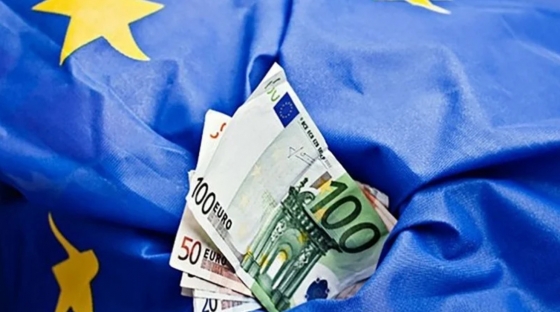 ЄС схвалив передачу доходів від заморожених активів РФ Україні