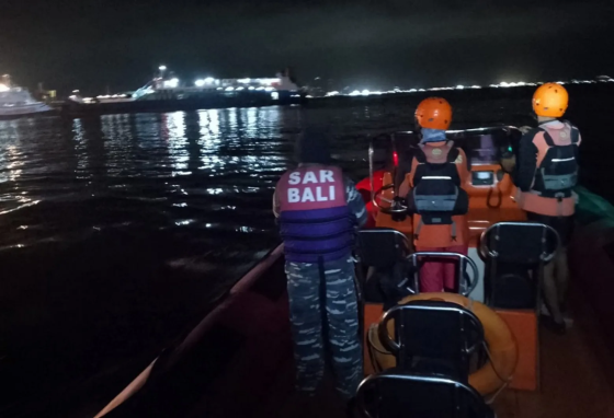 Поблизу Балі затонув пором: четверо загиблих і десятки зникли безвісти