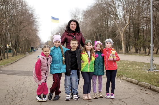 &quot;Залиште нам право бути разом, залиште нашим дітям можливість навчатися в своїй школі, хай навіть дистанційно&quot;
