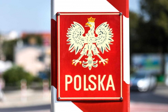 Польща заблокувала в ЄС пакет рішень, серед яких надання 18 млрд євро Україні, - Politico