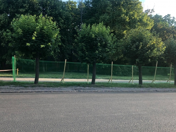 В Краматорске перекрыт участок тротуара по ул. Парковой