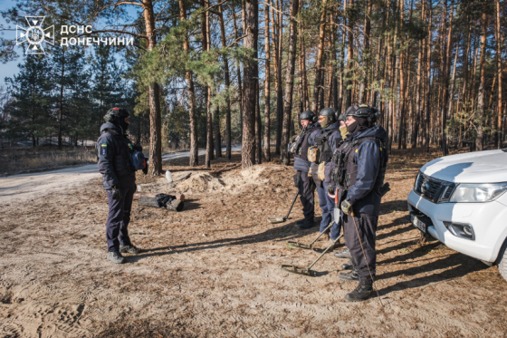Піротехніки ДСНС Донеччини за місяць знищили понад 600 смертельних знахідок