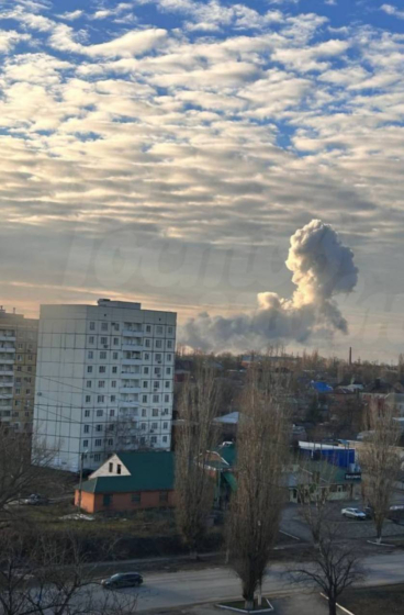 У Ростовській області здійнявся дим: імовірно, над військовими складами