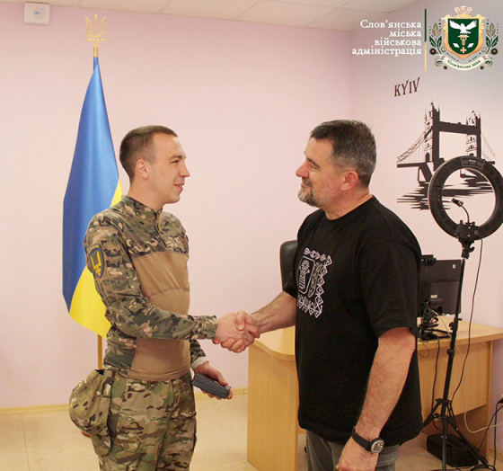 Додому з полону повернувся військовослужбовець зі Слов'янська Нікіта Василенко