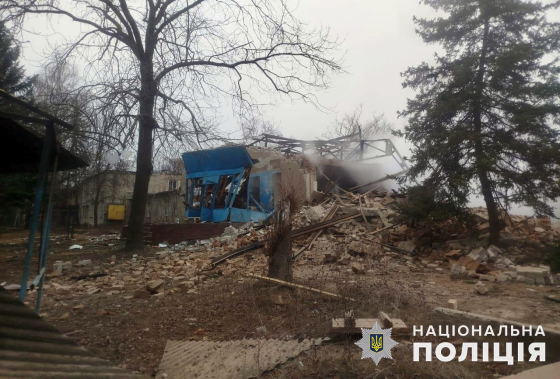 За добу росіяни вбили сімох жителів Донеччини, зокрема двох дітей, ще 13 осіб зазнали поранень
