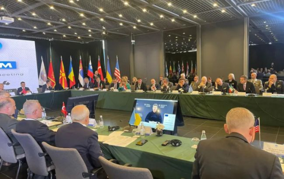 У Умєрова закликали Східну Європу створити &quot;Гуманітарний щит&quot; над заходом України