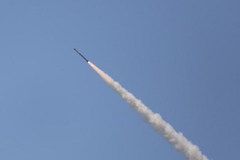 Две крылатые ракеты попали по военному объекту в Броварах 