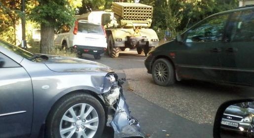 В анексированном Крыму российский &quot;Град&quot; столкнулся с иномаркой 