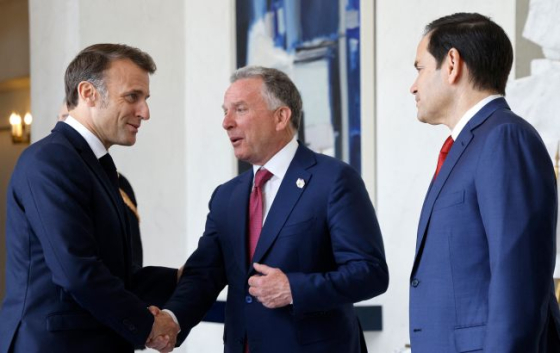 Крим, НАТО, санкції: Reuters дізналося різницю мирних планів США і Євросоюзу