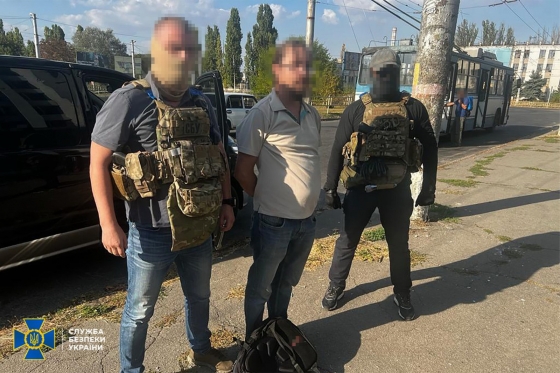 Священник УПЦ МП торгував російською зброєю на Херсонщині. Його затримала СБУ