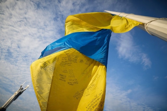 На головному флагштоці України сьогодні замайорів велетень-стяг з Краматорська