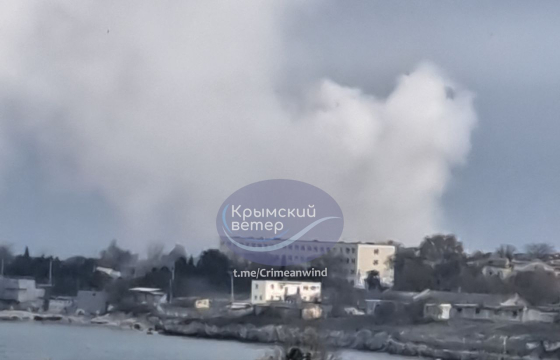 У Севастополі чути вибухи, біля ВМУ ім. Нахімова дим. Развожаєв каже про комбіновану атаку