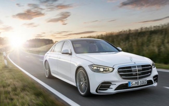 Mercedes-Benz намерен полностью перейти на выпуск электромобилей: в компании назвали сроки 
