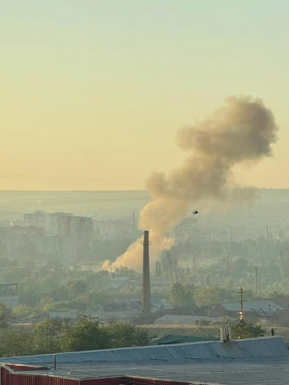 Сьогодні вночі Словʼянськ вчергове зазнав ворожого обстрілу