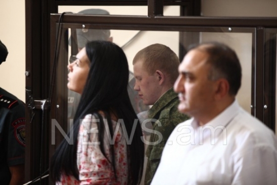 В Армении суд приговорил в пожизненному заключению российского солдата, расстрелявшего армянскую семью