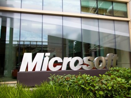 Microsoft будет помогать Украине бороться с кибератаками