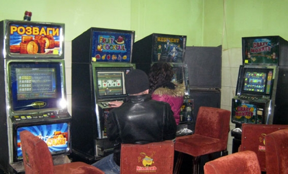 Артемовск игорный зал игроки
