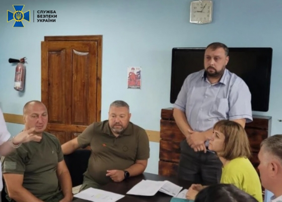 СБУ повідомила про підозру гауляйтеру Лисичанська та його &quot;заступнику&quot;