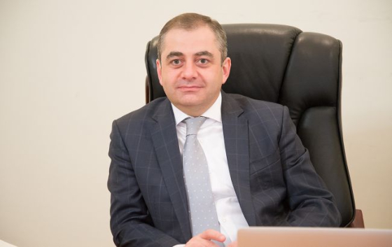Директора НАБУ звільнив свого першого заступника Углаву