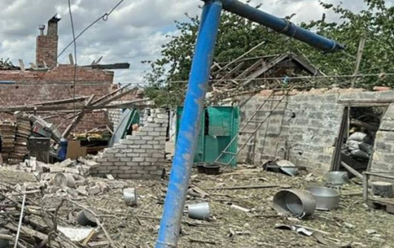 Росіяни обстріляли село у Донецькій області: сім людей поранені, серед них - діти