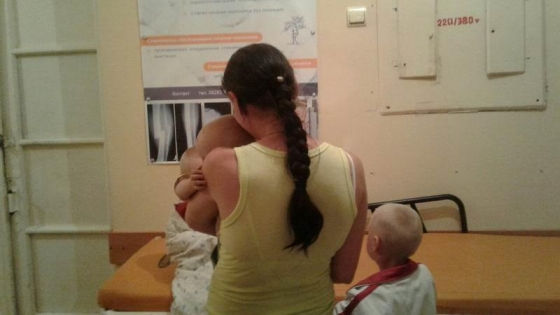 При установлении обстоятельств происшествия с участием малолетней жительницы Славянска, полицейские выявили &quot;проблемную&quot; семью   