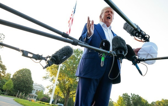 Трамп може підписати закон про 500% мита для країн, що торгують з РФ