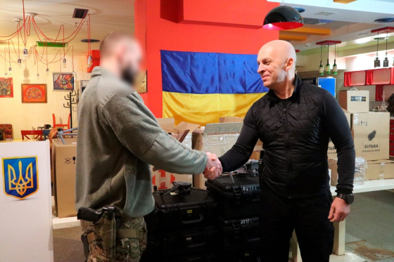 10 засобів РЕБ та 17 дронів Вадим Філашкін передав військовослужбовцям з 54-ї окремої механізованої бригади імені гетьмана Івана Мазепи