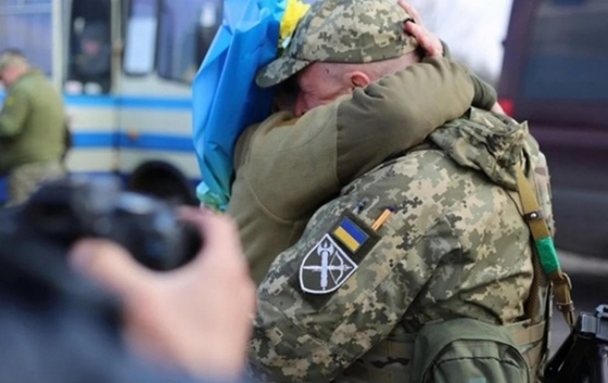 Третина обміняних полонених українців вважалися зниклими безвісти - Коордштаб