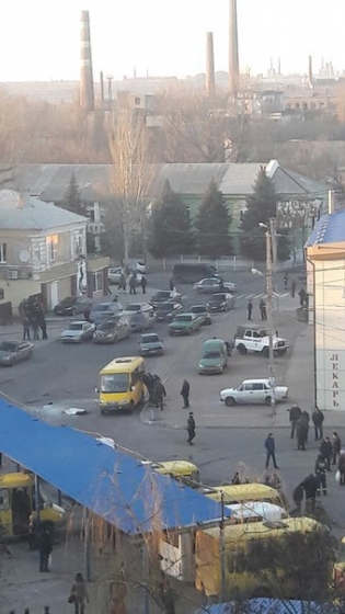 В Макеевке боевик бросил в маршрутку гранату — погибли два человека