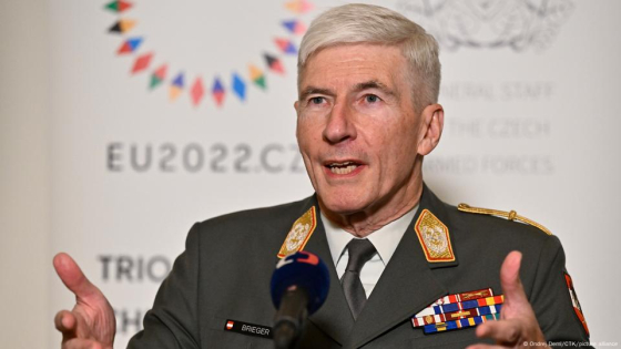 Контролювати припинення вогню в Україні могла б багатонаціональна місія з мандатом ООН, - голова Військового комітету ЄС Брігер